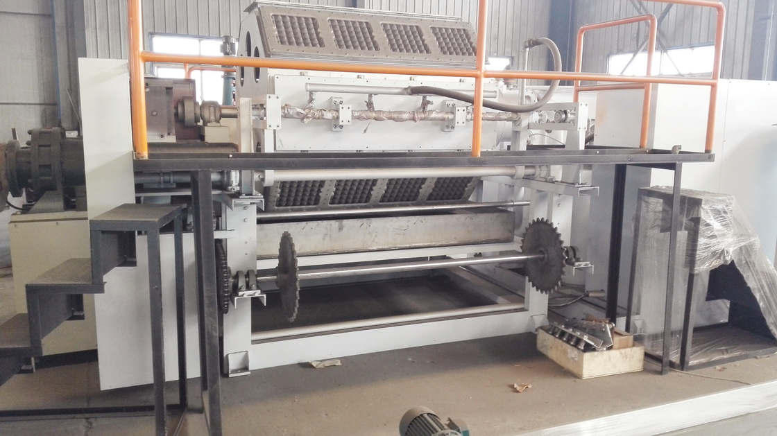 Máquina rotativa de papel para bandejas de huevos 2000-3000pcs/H Máquina de moldeado de pulpa naranja y verde para la fabricación de cartón de huevo de papel / bandeja