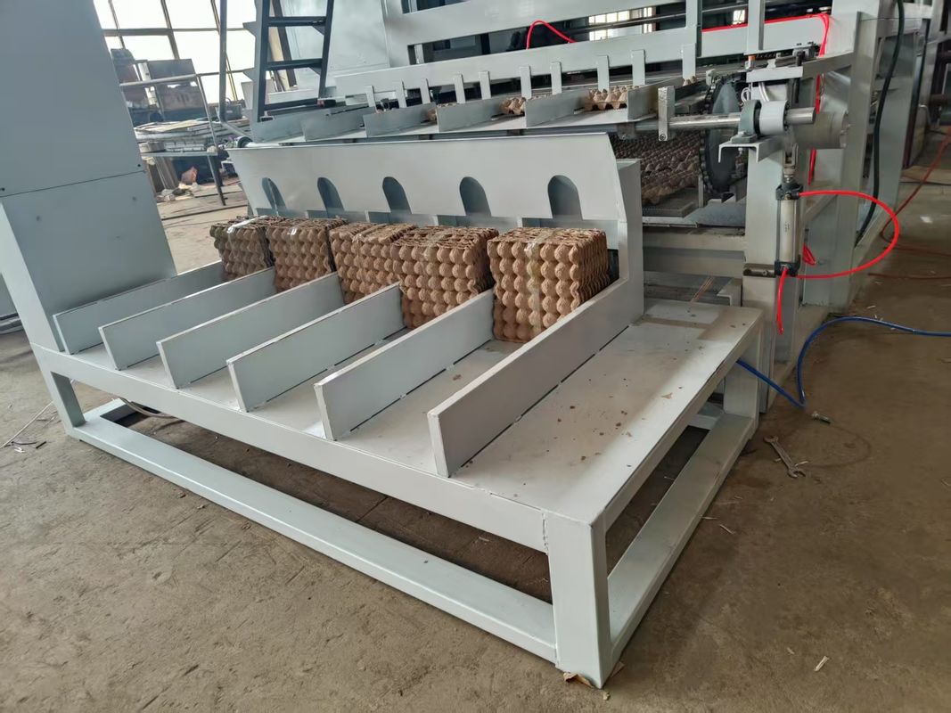 1 año de garantía de uso de huevos y material de pasta de papel máquina automática de bandeja de huevos línea de producción máquina de moldeo de pasta