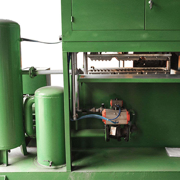 Máquina para moldear papel de huevo con baja energía/máquina para moldear pasta de huevo con control PLC