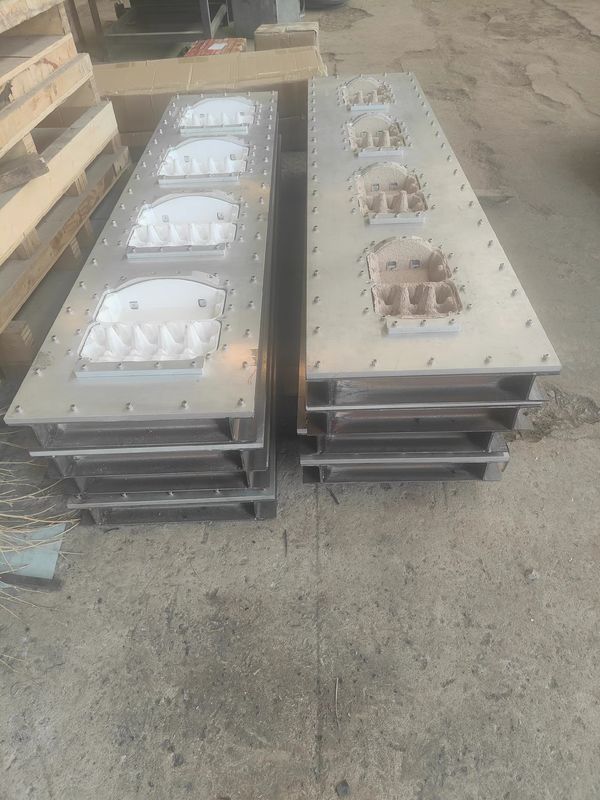 Máquina automática de elaboración de bandejas de huevos controlada por PLC 5000-6000pcs/hora Línea de producción de moldeo de pulpa de papel reciclado