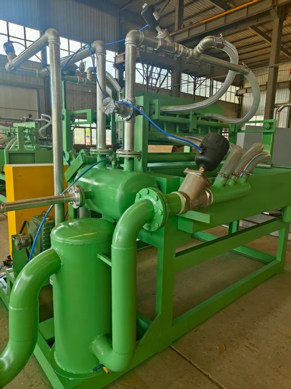 1000 piezas/h Máquina pequeña semiautomática de bandejas de huevos de papel reciclado Máquina de moldeo de pulpa Estructura simple Rodamiento Motor Engranaje