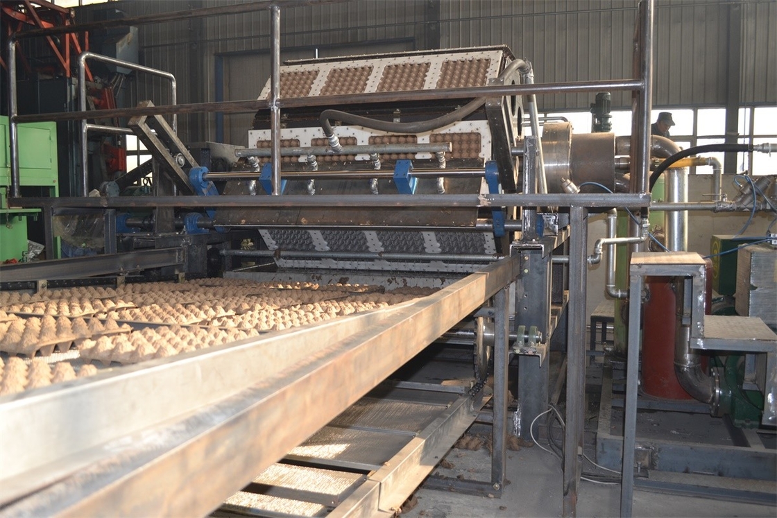 Tipo rotatorio cadena de producción de la bandeja del huevo del papel capacidad grande 1500-5000pcs/h