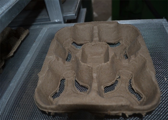 Bandeja de papel automática del huevo que hace máquina 6 moldes arriba y abajo de tipo de formación
