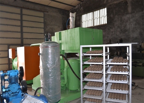 Consumo de energía baja de la máquina de la fabricación de la bandeja del huevo de la máquina de moldear de la celulosa