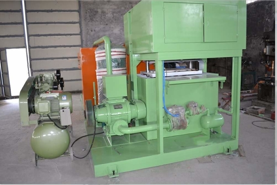 Procesando el tipo máquina de la bandeja del huevo, máquina de moldear de la celulosa con el sistema de sequía